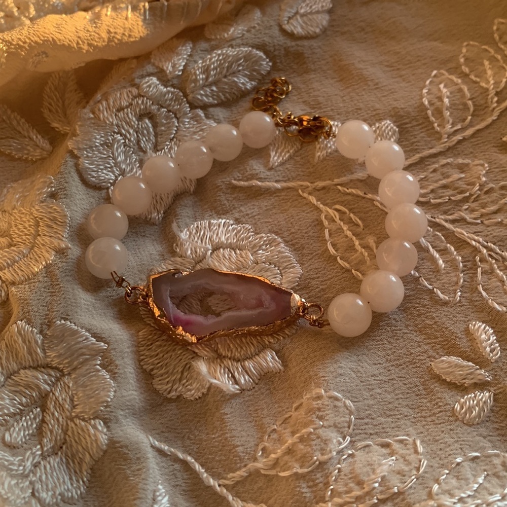 ♥️$5/20♥️ 🇨🇦Quartz Bracelet